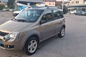 panda cross 4x4