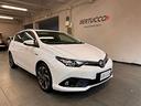 toyota-auris-1-8-hybrid-lounge