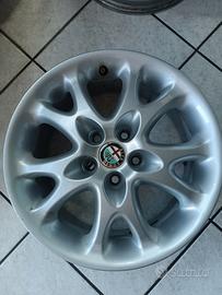 cerchi in lega Alfa Romeo da 15"