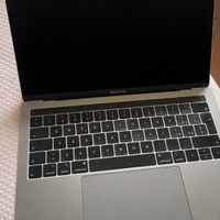 MACBOOK PRO 13" (2560 × 1600) - 2019