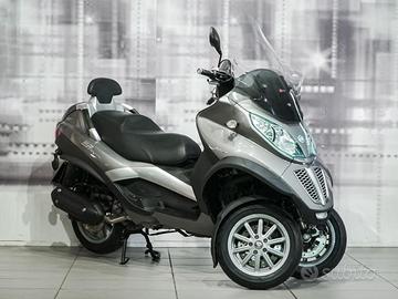 Piaggio MP3 300 LT