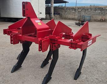 Trattore Ripuntatore Comas 5 punti