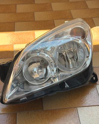 Fanale anteriore sinistro originale Opel Astra H