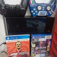 Playstation 4 con 2 giochi e 2 controller