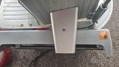 AFFETTATRICE ELITTRICA SGL MODELLO ELLE 225