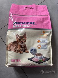 Kit gattino completo primi mesi