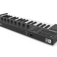 Native Instruments - Tastiera Komplete Kontrol M32