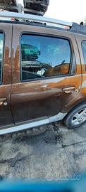 DACIA DUSTER 2012 - PORTA POSTERIORE SINISTRO
