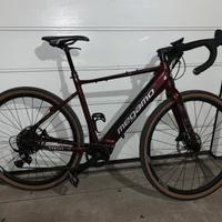 Bici gravel elettrica