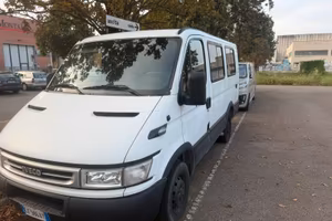 Iveco Daily 9 posti