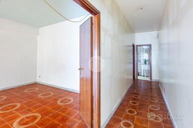 5 LOCALI A VILLABATE