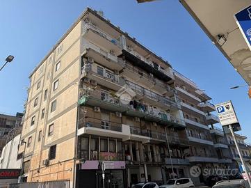3 LOCALI A GRUMO NEVANO