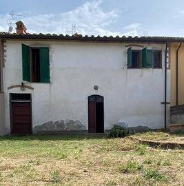 Rustico / Casale di 180 m² con più di 5 locali a M
