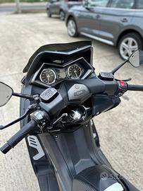 Yamaha T-Max 530 Iron Max ABS