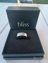 Anello Bliss legno acciaio con diamante 