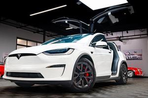 TESLA Model X Plaid 1020cv ricariche gratis