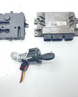 KIT CHIAVE RENAULT Twingo II serie 8200774747 (07>