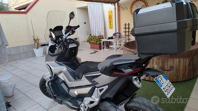 Honda x-avd 750