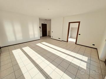 2 CAMERE DOPPIE, TERRAZZA, 2 BAGNI e GARAGE