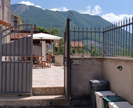 Indipendente su tre piani doppio terrazzo panorama