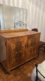 Armadio cassettiera con specchio