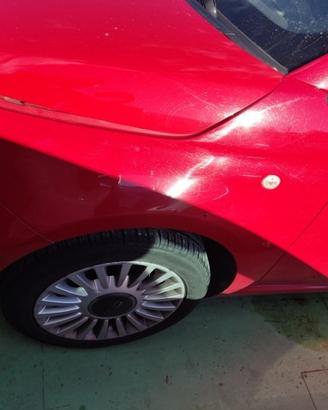 Parafango sinistro FIAT 500 del 2010
