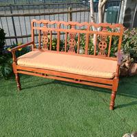 divano inglese in legno