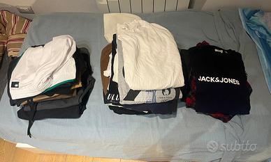 Lotto 40+ vestiti uomo S/M – magliette, jeans, fel