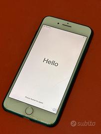 iPhone 8 Plus 64 GB 100 % batteria