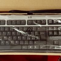 Tastiera HP italiana nuova + altra tastiera gratis