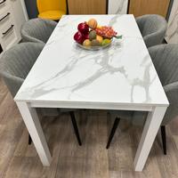 Tavolo cucina e living