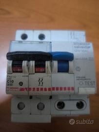 Interruttore Magnetotermico/Differenziale 10/0,03A