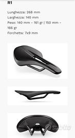 Sella FIZIK VENTO ANTARES R1 140mm RAILS CARBONIO