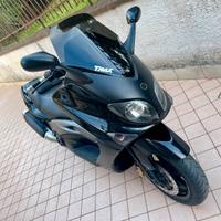 Yamaha T-MAX