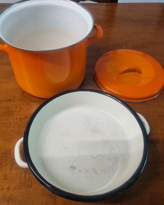 Set pentole colorate smaltate vintage 
