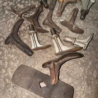 8 Forme in ferro   con  base   per calzolaio