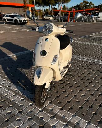 Vespa LX 125