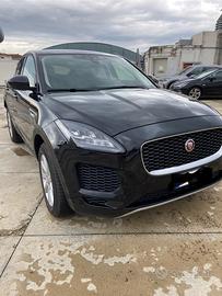 Auto Jaguar E Pace