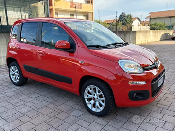 Fiat Panda 0.9 TwinAir Turbo Natural Power Lounge