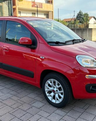 Fiat Panda 0.9 TwinAir Turbo Natural Power Lounge