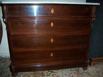 ANTICO CASSETTONE IN NOCE PRIMI 900 MARMO NUOVO