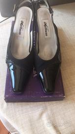 Eleganti scarpe nere