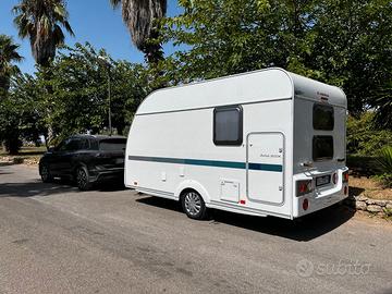 Rimorchio Carrello Roulotte e Caravan