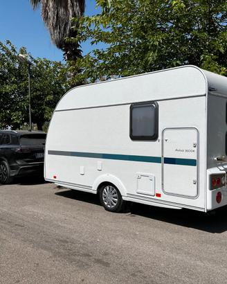 Rimorchio Carrello Roulotte e Caravan