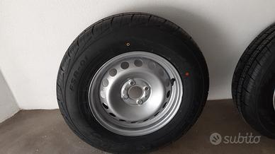 Gomme 185 r14c con cerchi fiat