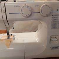 macchina da cucire 