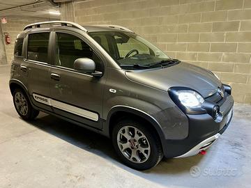 Fiat Panda Hybrid Cross 1.0 Firefly 69 cv 2023
