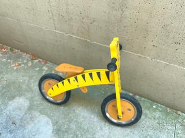 Bicicletta in legno