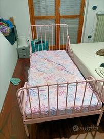 lettino Ikea minnen con materasso