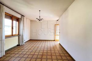 Appartamento di 120 m² con 4 locali e box auto a S